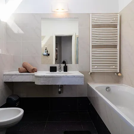 White Rabbit's Apartamento *