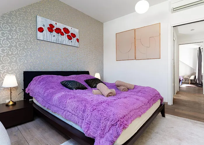 White Rabbit's Appartement *